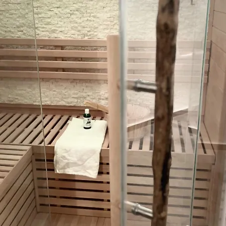 Apartment Kleines Paradies Mit Privater Sauna Erkheim